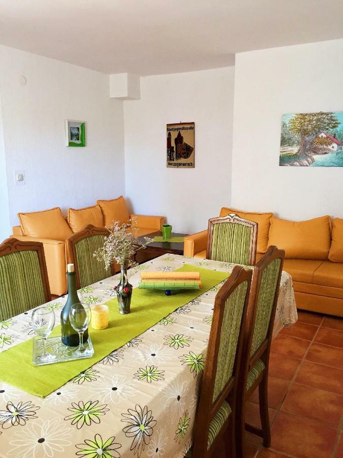 Apartments Mirela Karlobag Zewnętrze zdjęcie